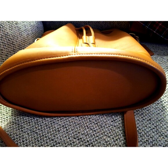 COACH VINTAGE  DRAWSTRING BONE LEATHER SLIM BUCKET BAG  NEW‎ - Picture 7 of 11